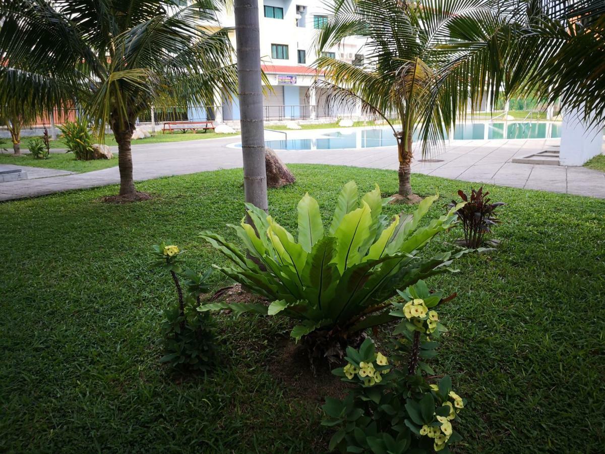 Fun Studio Pangkor Pekan Pangkor Exterior photo